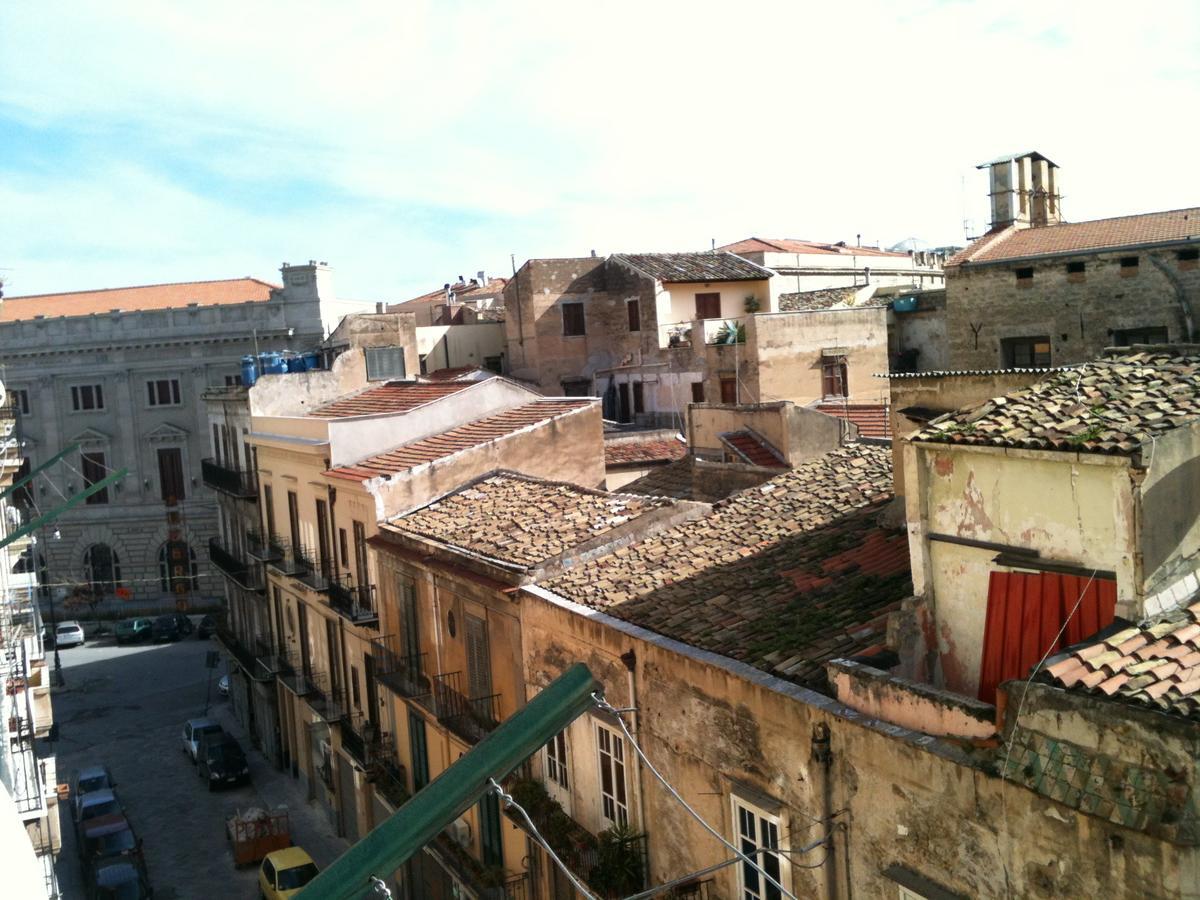 La Casa Di Zoe - Locazioni Turistiche Bed & Breakfast Palermo Exterior photo